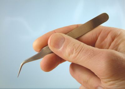 Expo Tools 79007 No.7 Curved Tweezer — Stainless, Anti-Magnetic (5 inch) for Model Railway Detailing